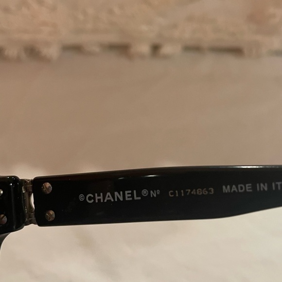 CHANEL CC logo black & silver polarized mirror glamour sunglasses - Picture 4 of 4